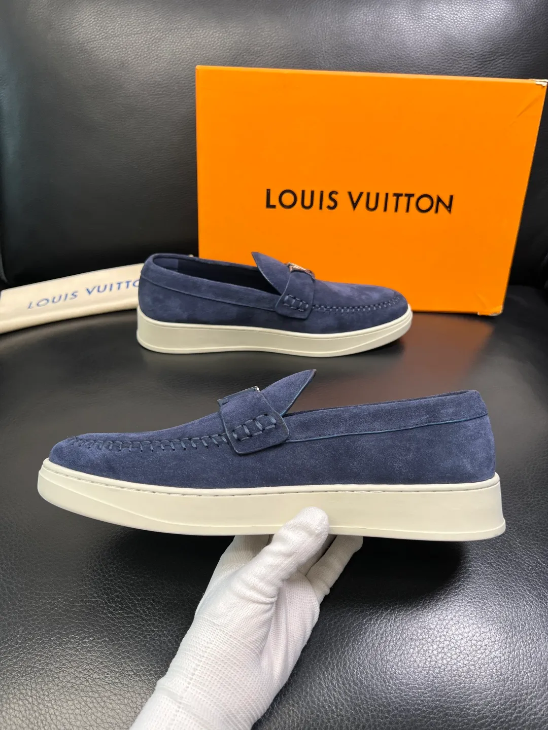 Men's shoes 💰740 Lv high quality top crafts Louis Vuitton, sports sneakers counter synchronization, uppers imported from Italy, high-quality splicing colorful complex crafts, imported mesh pads soft and comfortable, soles: original soles specially provided by the original factory, T men's shoes 💰U exclusive movable molded soles super comfortable, original factory single goods, code number 38-44 (customized 45)